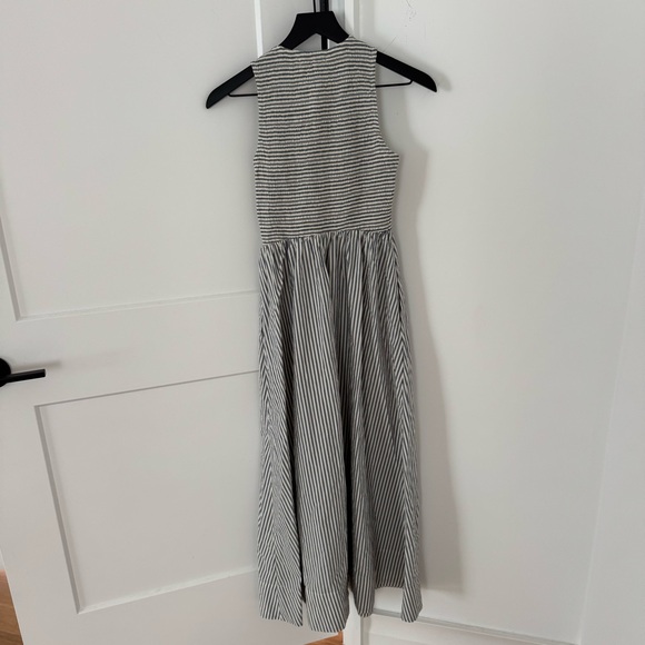 Darcy Poplin Smocked Dress NWT XS - Picture 8 of 8